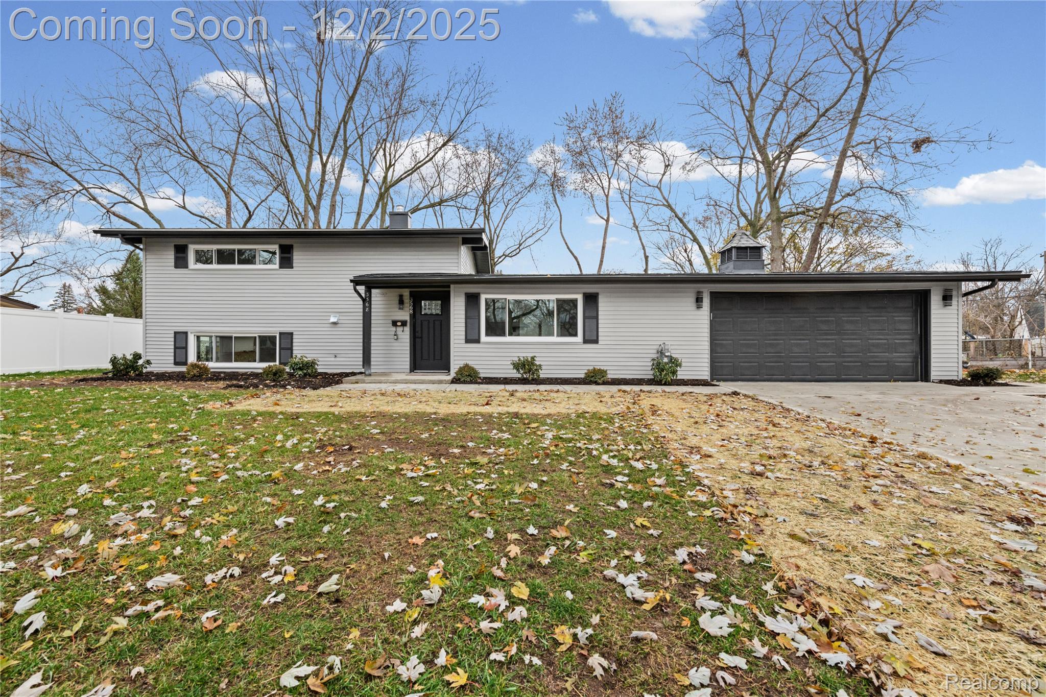 3568 Warringham Avenue