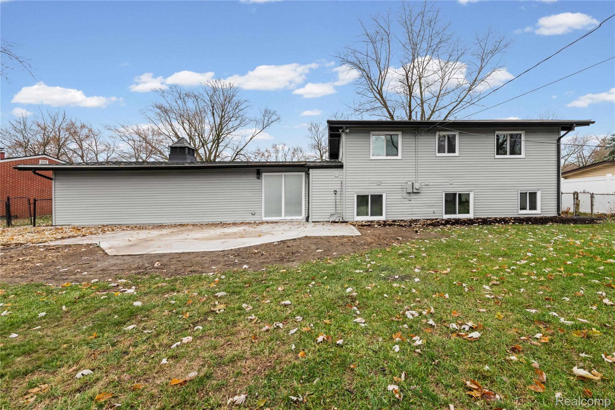 Waterford, Michigan 48329, United States, 4 Bedrooms Bedrooms, ,2 BathroomsBathrooms,Residential,Coming Soon,249363