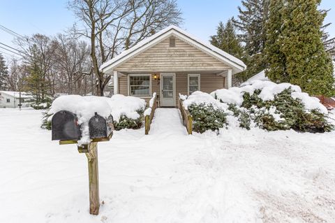 3303 Lexington Road Waterford Charter Township MI 48328