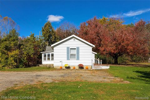 25 S Wilder Road Lapeer City MI 48446