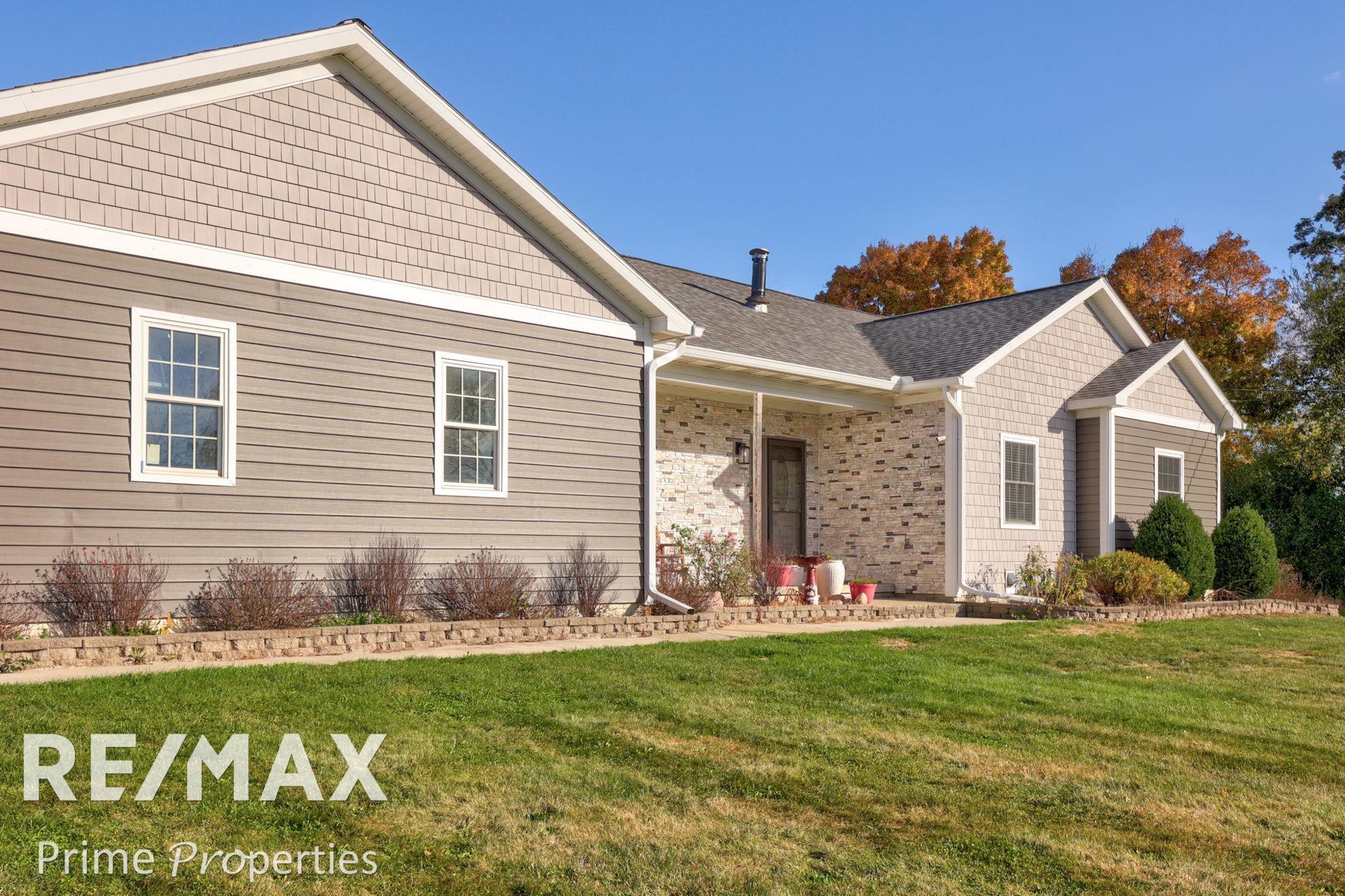 1144 N Cummings Road