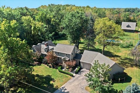 9643 NAPIER Road Salem Township Washtenaw MI 48167