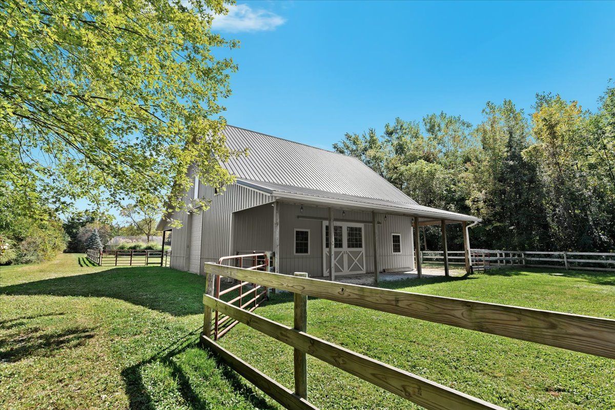 9643 NAPIER Road