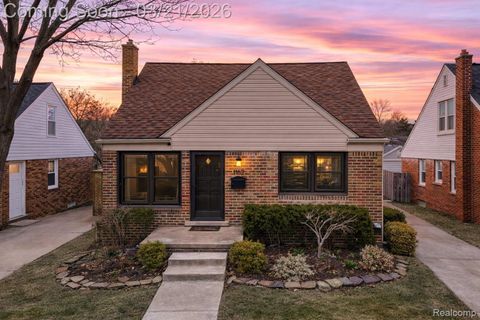 1162 W 11 Mile Road Berkley City MI 48072