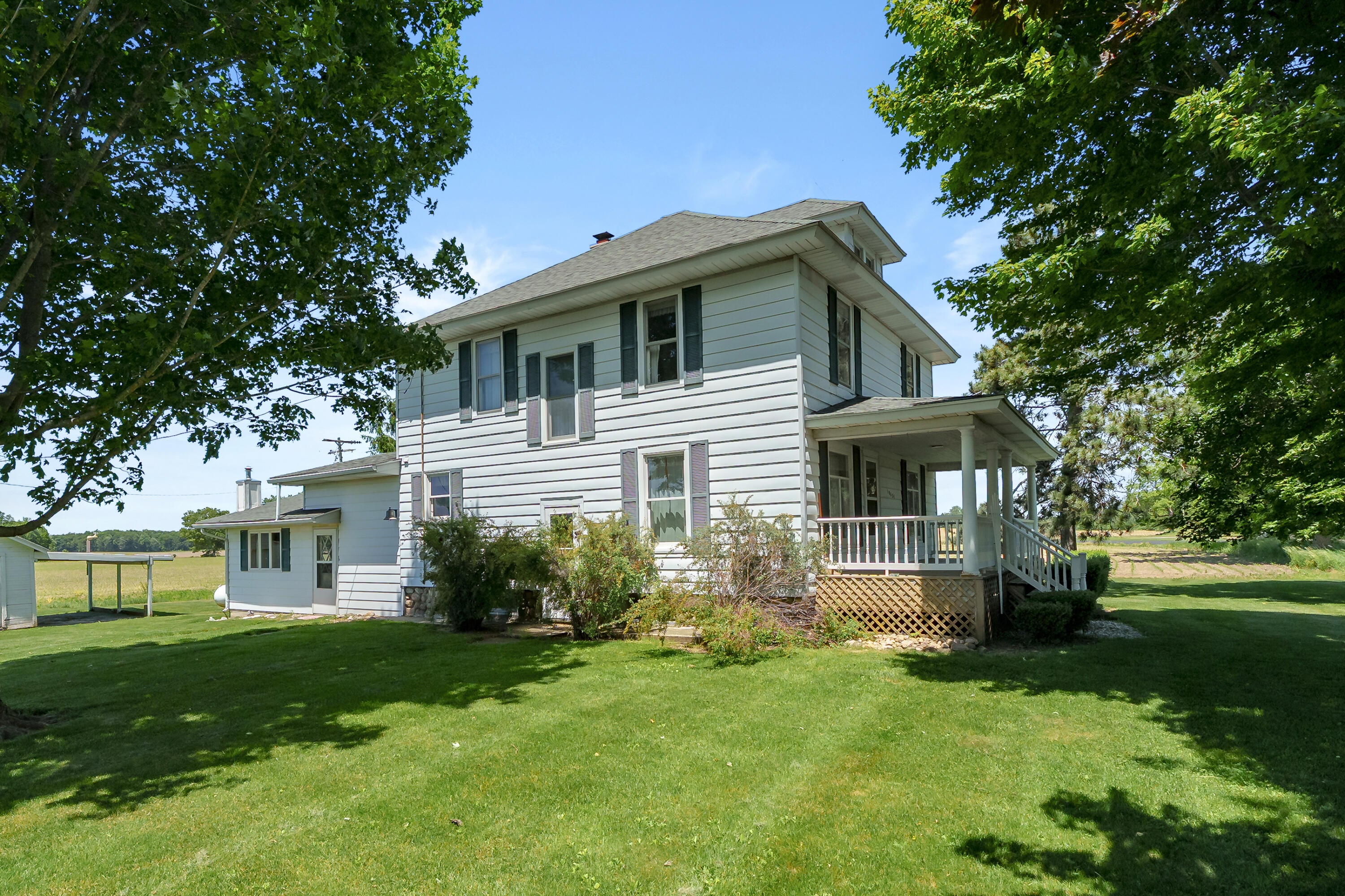 10431 13 Mile Road