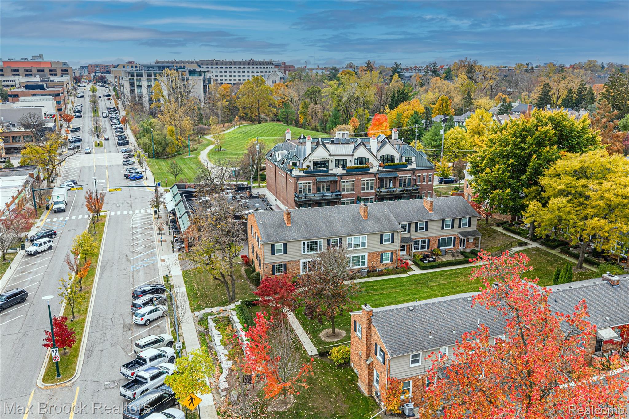 549 N OLD WOODWARD Avenue