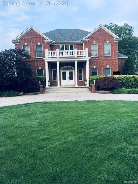 15347 Drysdale Street Southgate City MI 48195