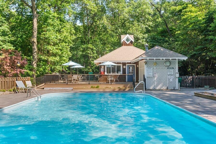 18590 Forest Beach Drive