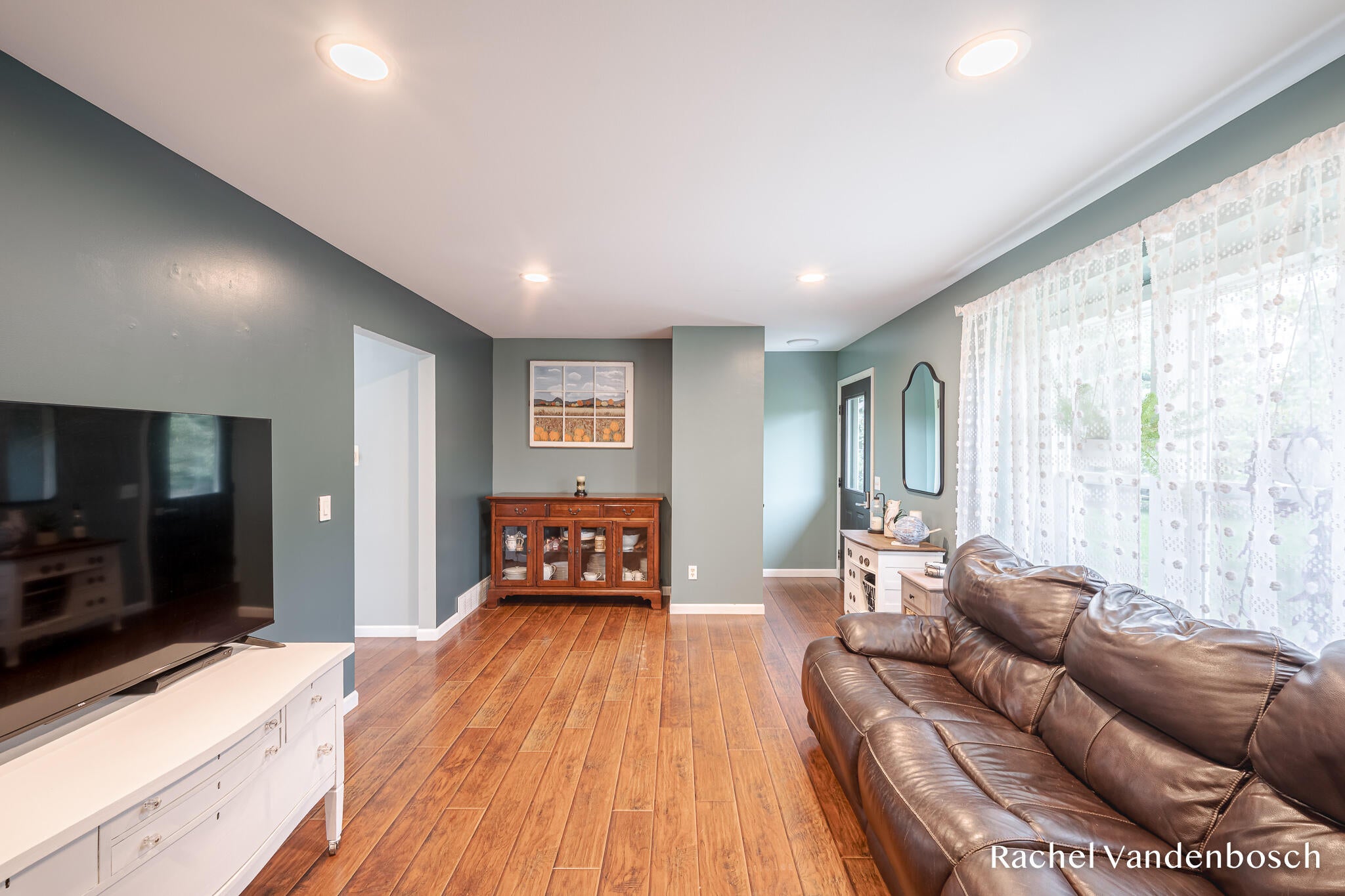 898 Hunt Street SE