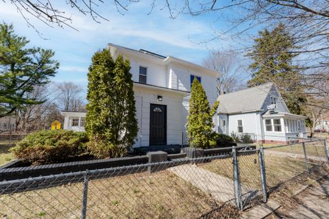 Photo of 758 Pearl Street, Benton Harbor City, MI 49022 (MLS # 66026014757)