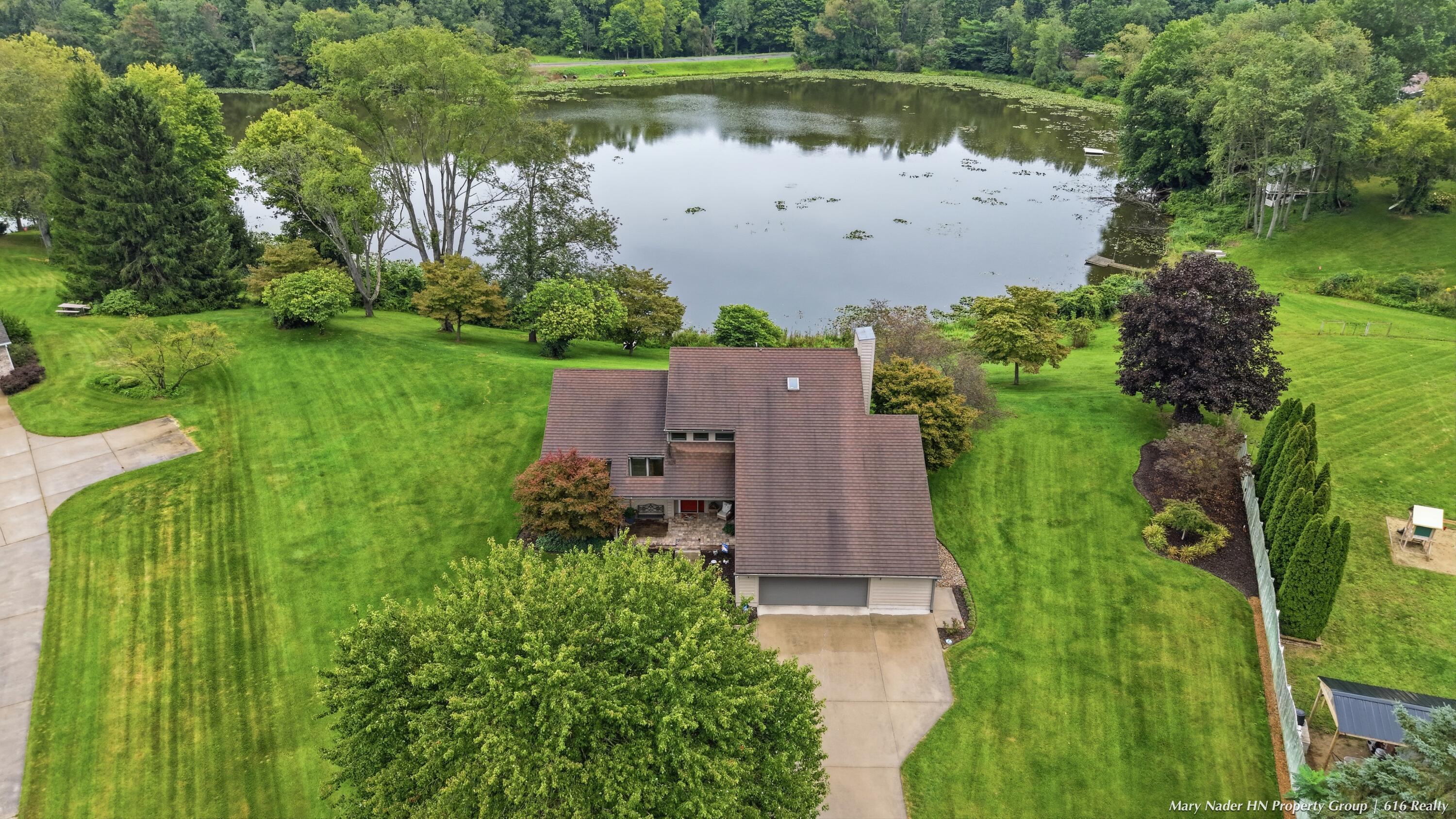 10767 Meadowbrook Court