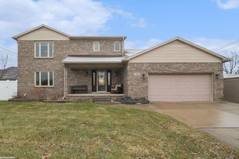 1924 Amboy Street Dearborn Heights City MI 48127