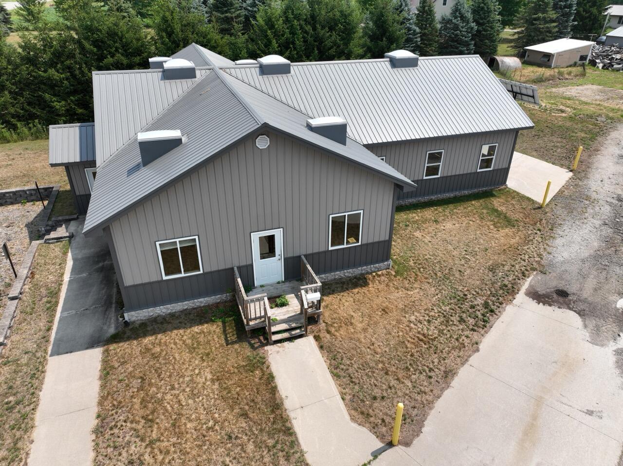 3832 W 72nd Street