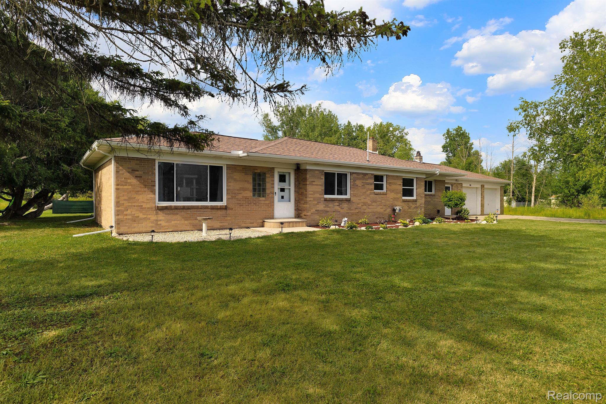 2145 E CODY ESTEY Road