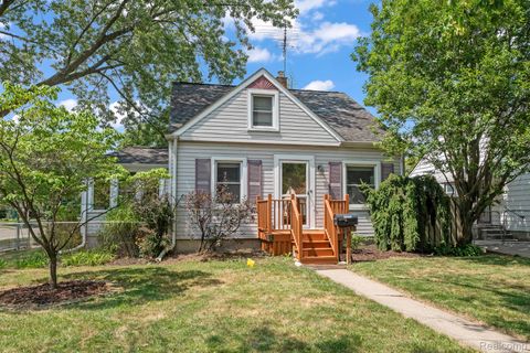 19257 Beaconsfield Street Harper Woods City MI 48225