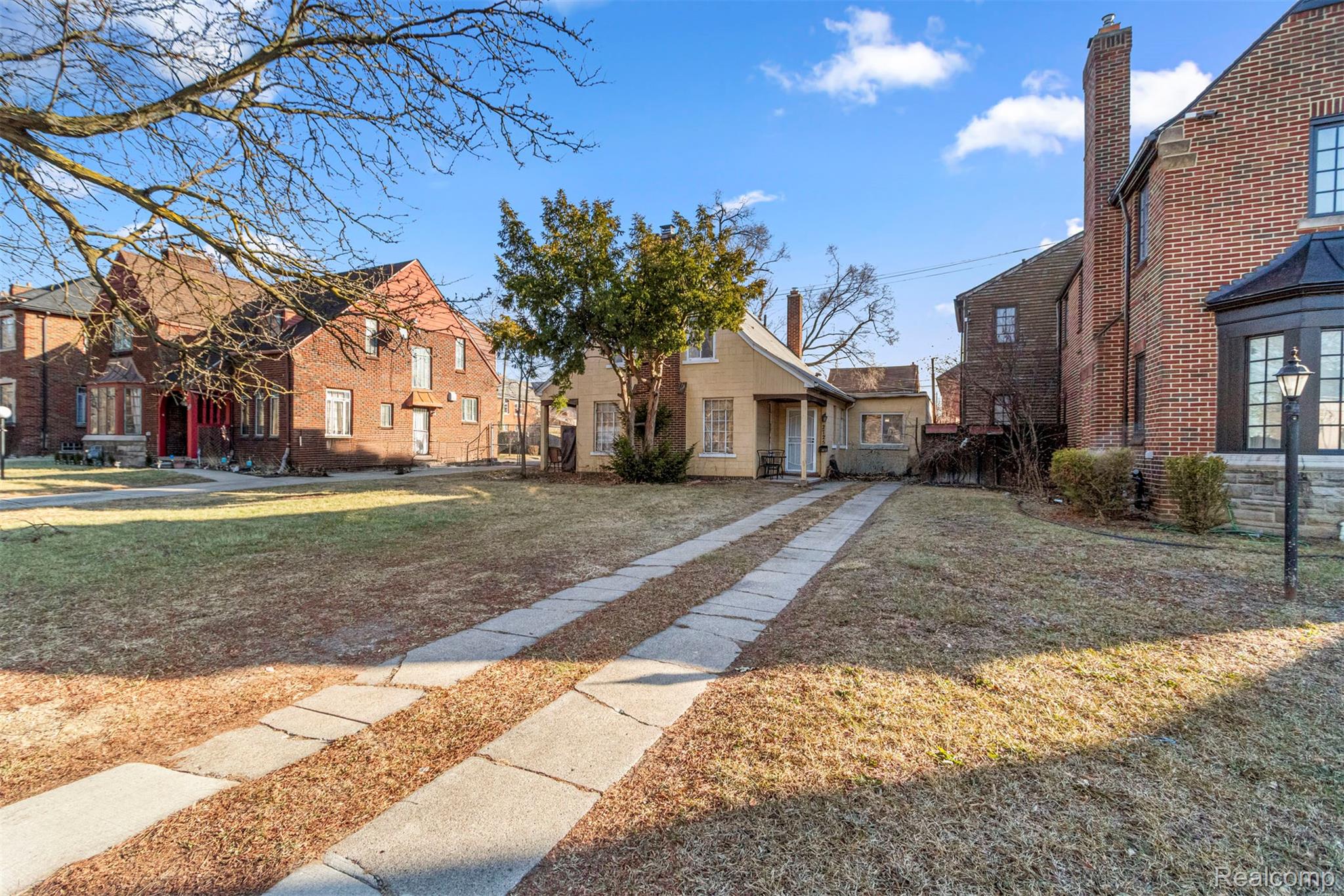 2725 Oakman Court