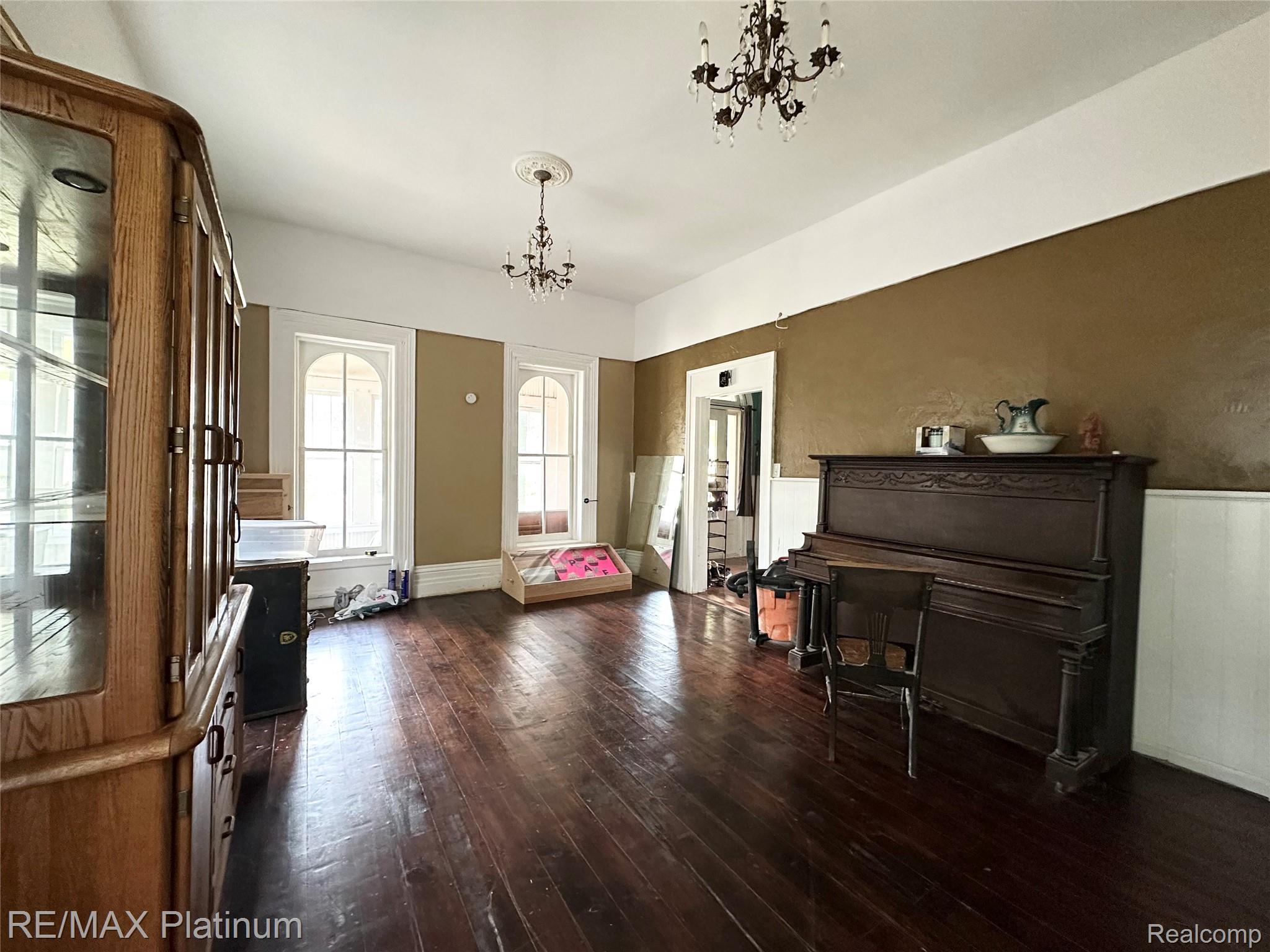 310 E Main Street