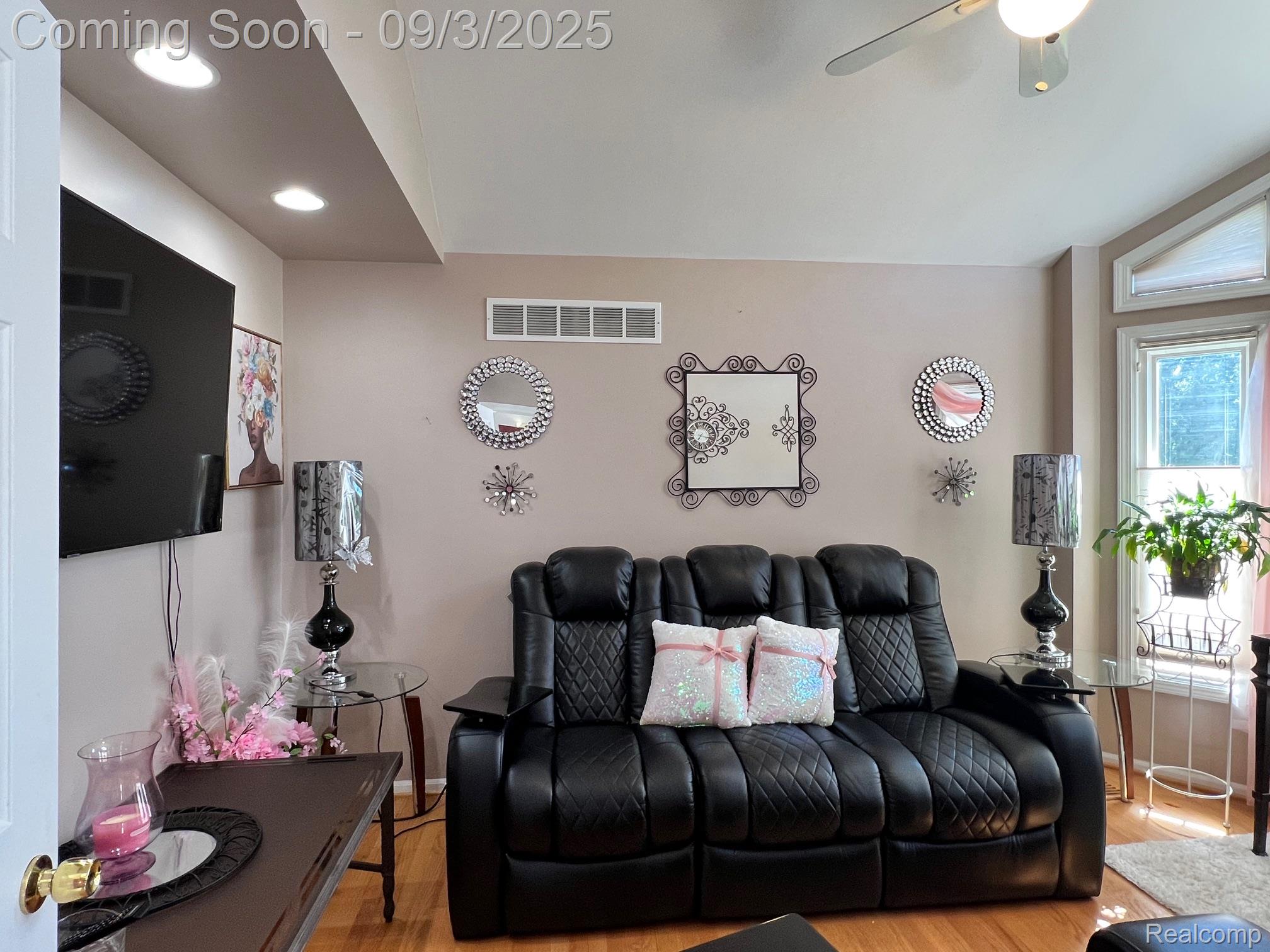 16513 Edinburgh Drive