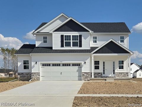 13017 River Rock Pass Fenton Charter Township MI 48451