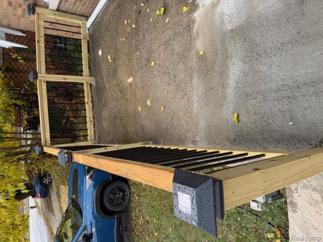 15501 KENTUCKY Street