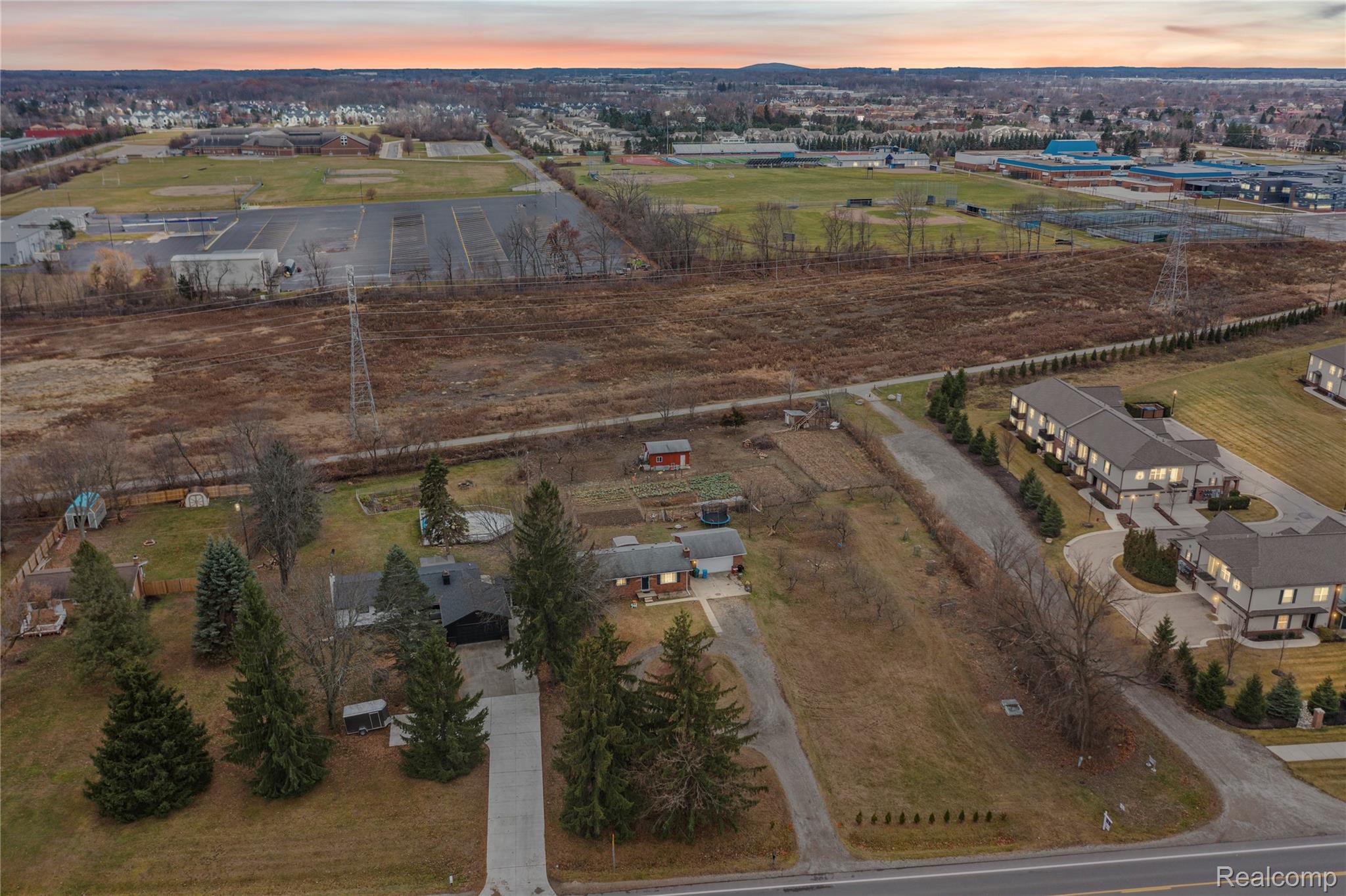 Commerce Twp, Michigan 48390, United States, ,Land,Active,249380