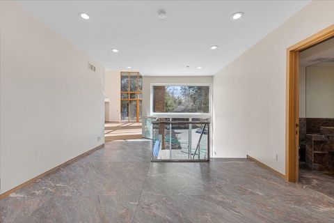 listing image 55