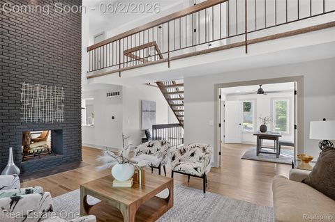 Tiny photo for 2141 Hickory Leaf Court N, Rochester Hills City, MI 48309 (MLS # 20261039371)