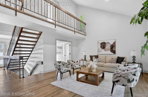 Tiny photo for 2141 Hickory Leaf Court N, Rochester Hills City, MI 48309 (MLS # 20261039371)