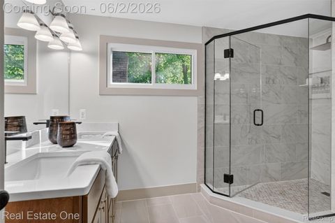 Tiny photo for 2141 Hickory Leaf Court N, Rochester Hills City, MI 48309 (MLS # 20261039371)