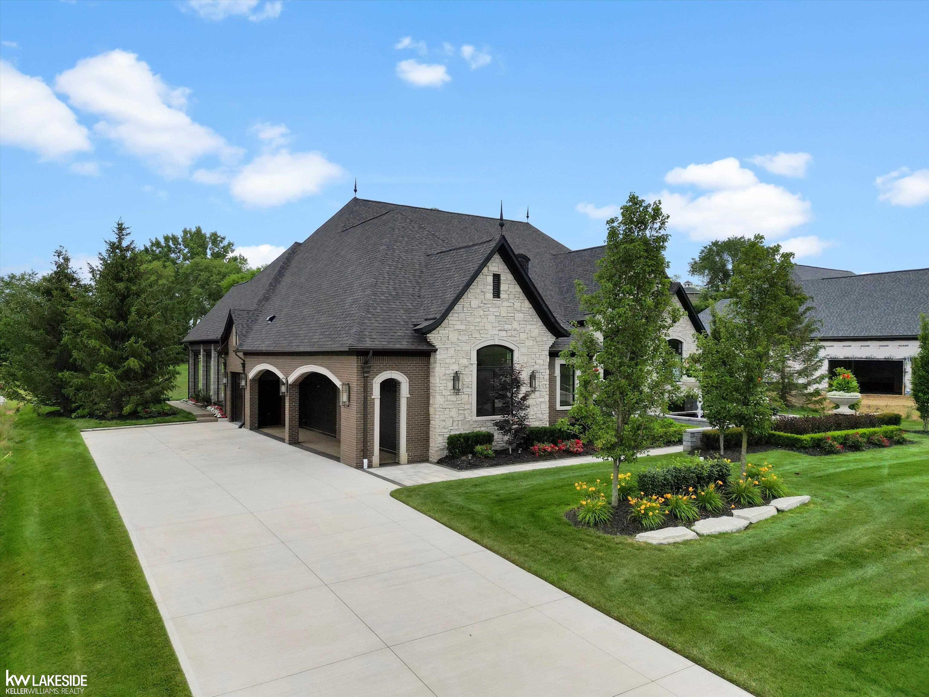 5769 Cotswold Drive