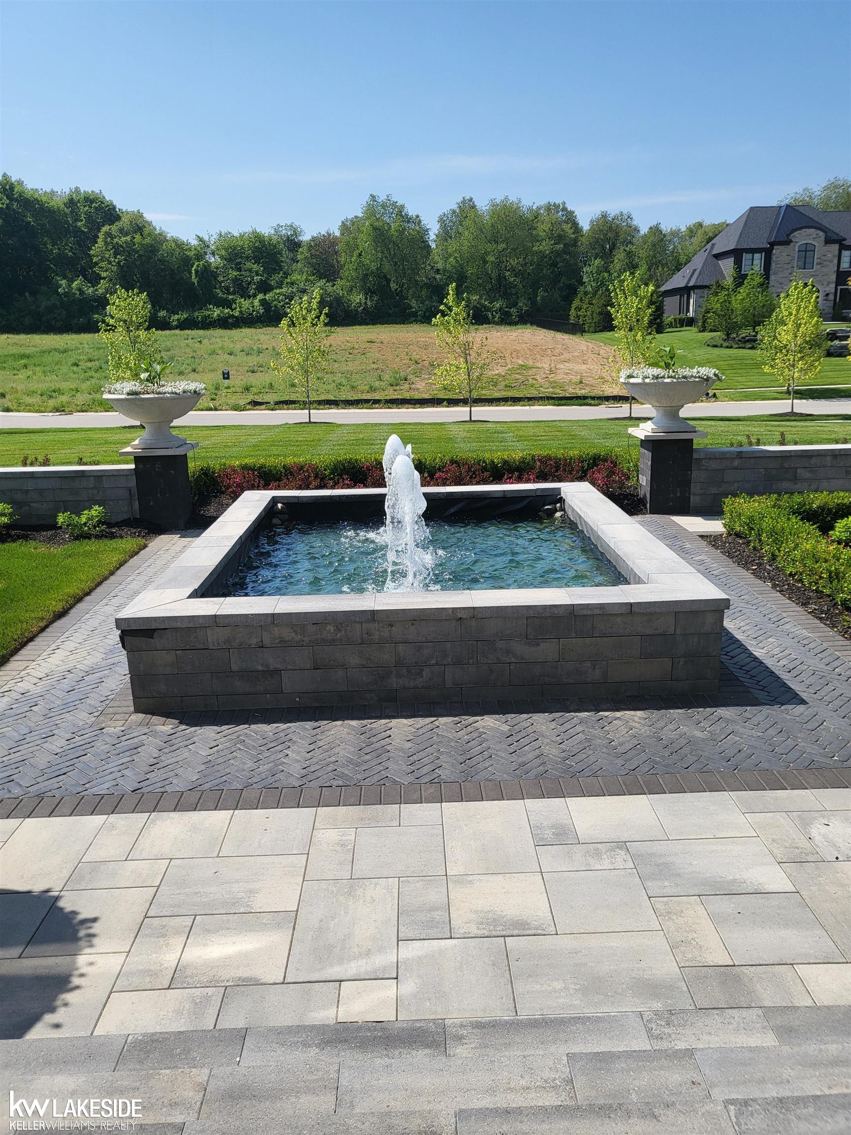 5769 Cotswold Drive