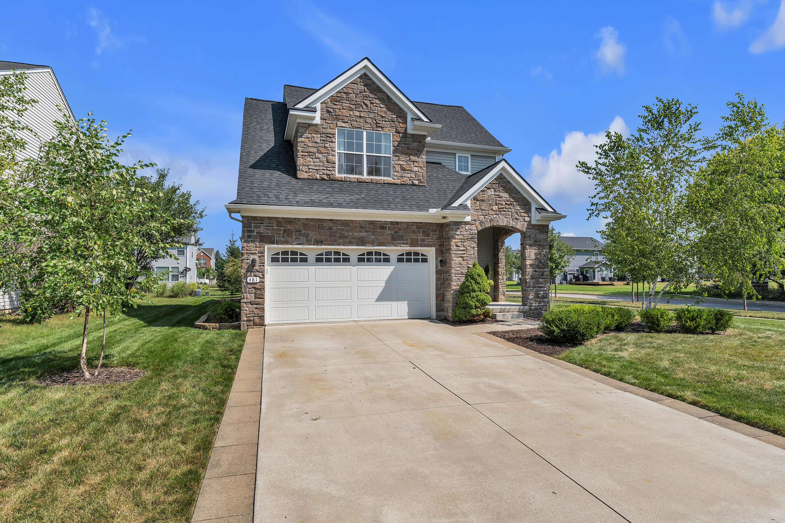 481 Hickory Bluff Lane