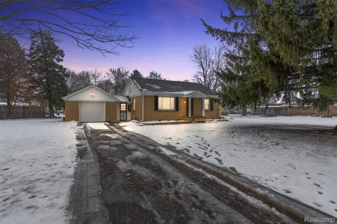 3094 Clayward Drive Genesee Charter Township MI 48506