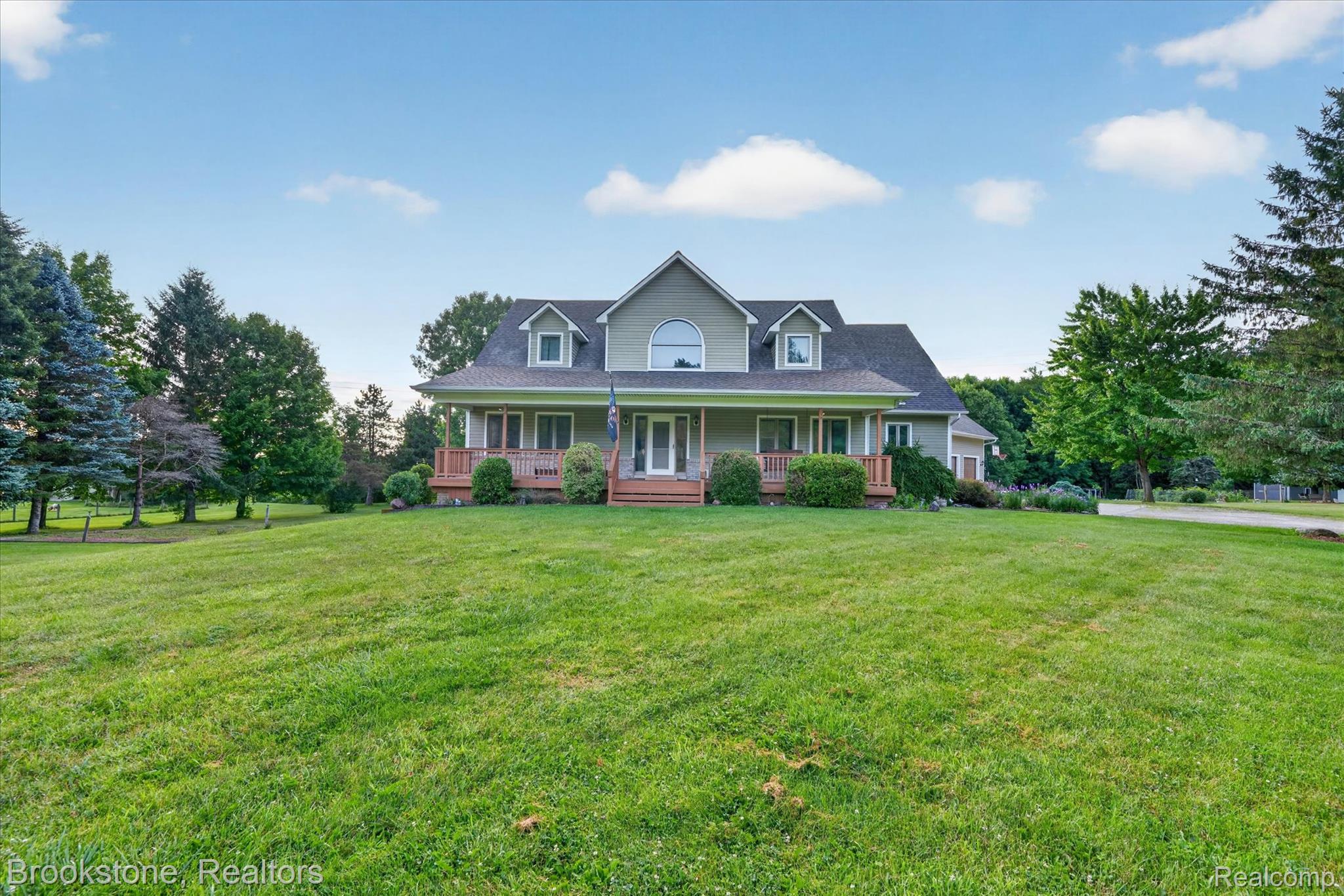 5163 Country Squire Road