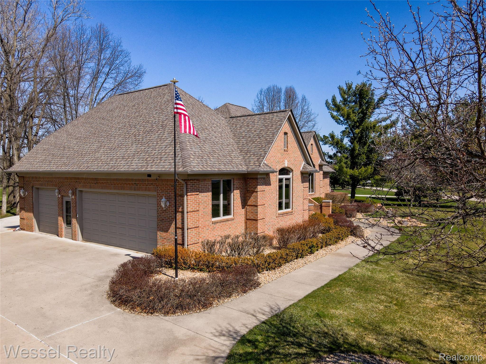 9805 Cranbrook Court