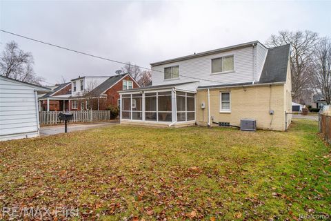 Tiny photo for 1039 Somerset Avenue, Grosse Pointe Park City, MI 48230 (MLS # 20261002324)