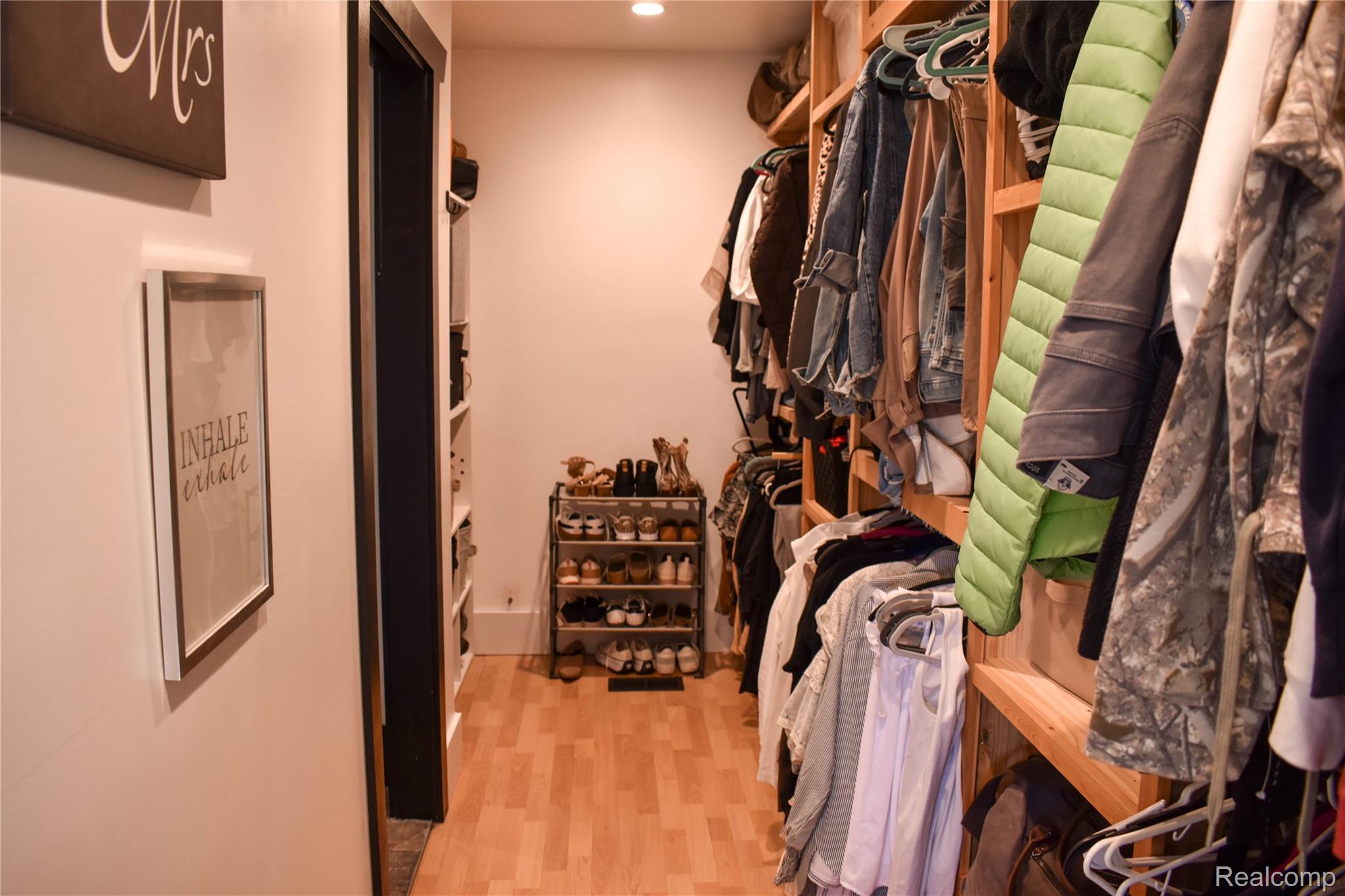 Highland Charter Township, Michigan 48357, United States, 4 Bedrooms Bedrooms, ,3 BathroomsBathrooms,Residential,Coming Soon,228182