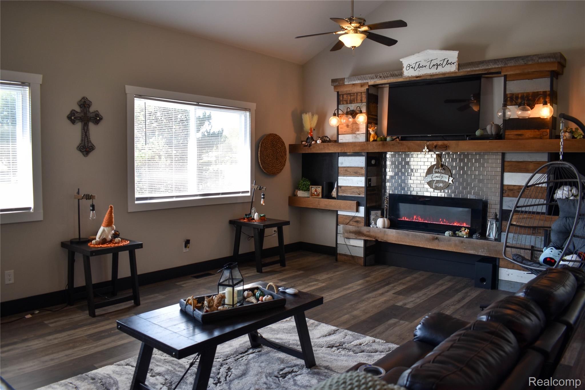 Highland Charter Township, Michigan 48357, United States, 4 Bedrooms Bedrooms, ,3 BathroomsBathrooms,Residential,Coming Soon,228182