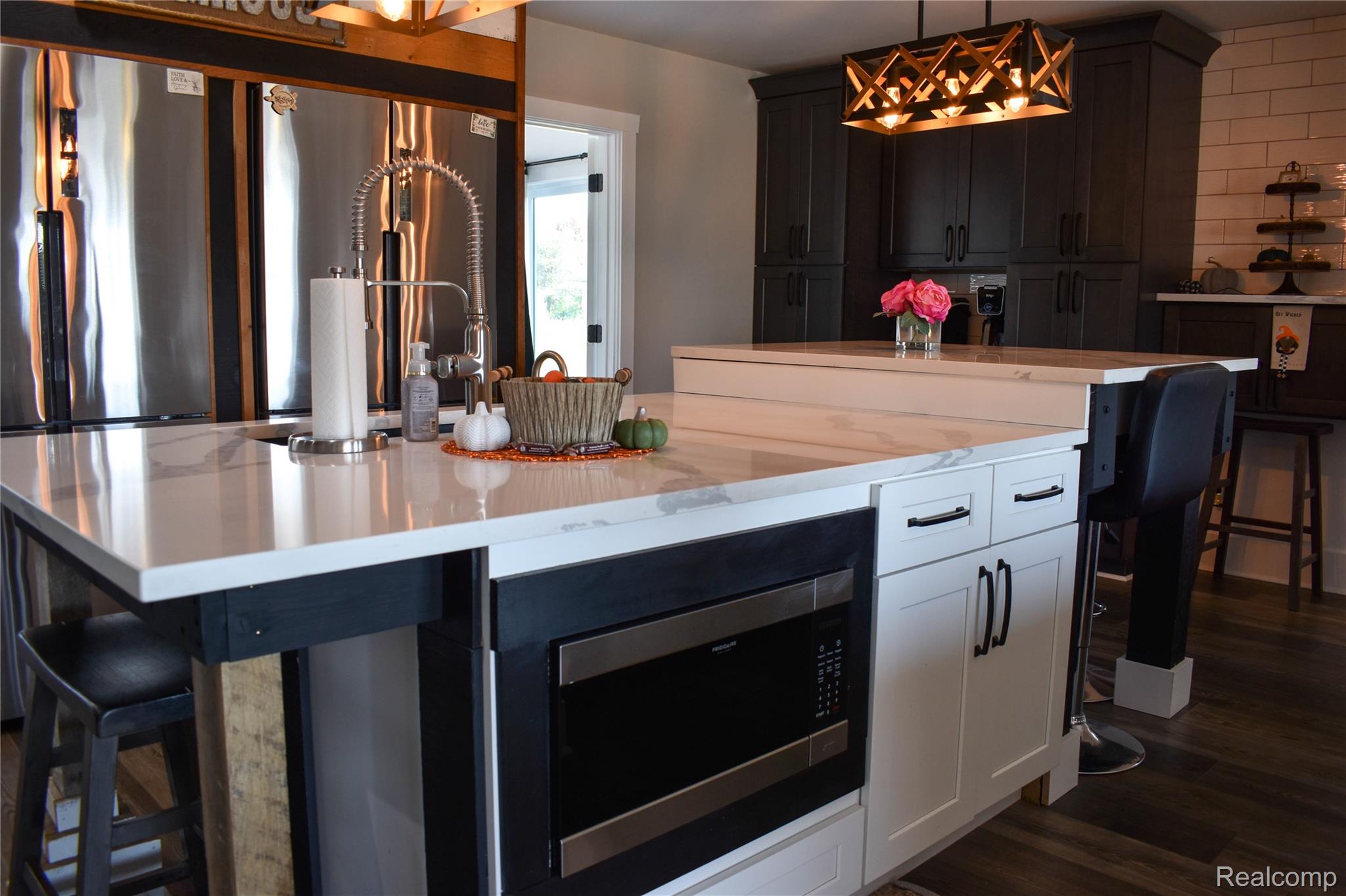 Highland Charter Township, Michigan 48357, United States, 4 Bedrooms Bedrooms, ,3 BathroomsBathrooms,Residential,Coming Soon,228182