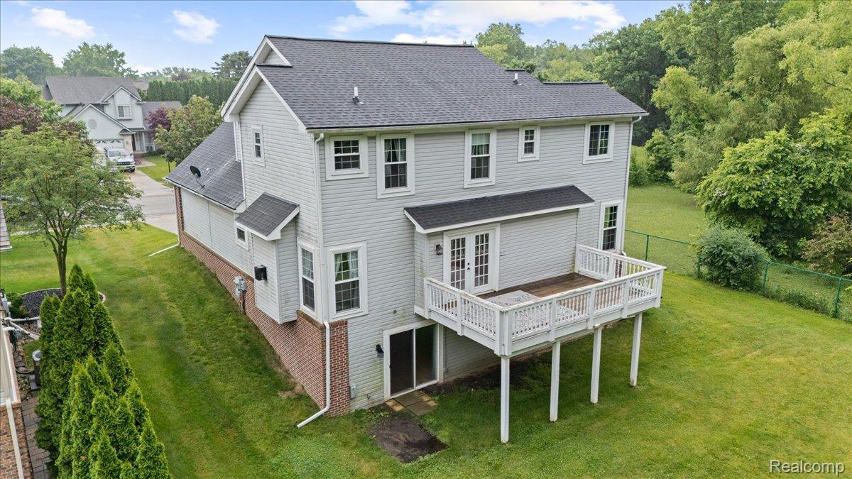 Waterford Charter Township, Michigan 48329, United States, 5 Bedrooms Bedrooms, ,4 BathroomsBathrooms,Residential,Active,154872