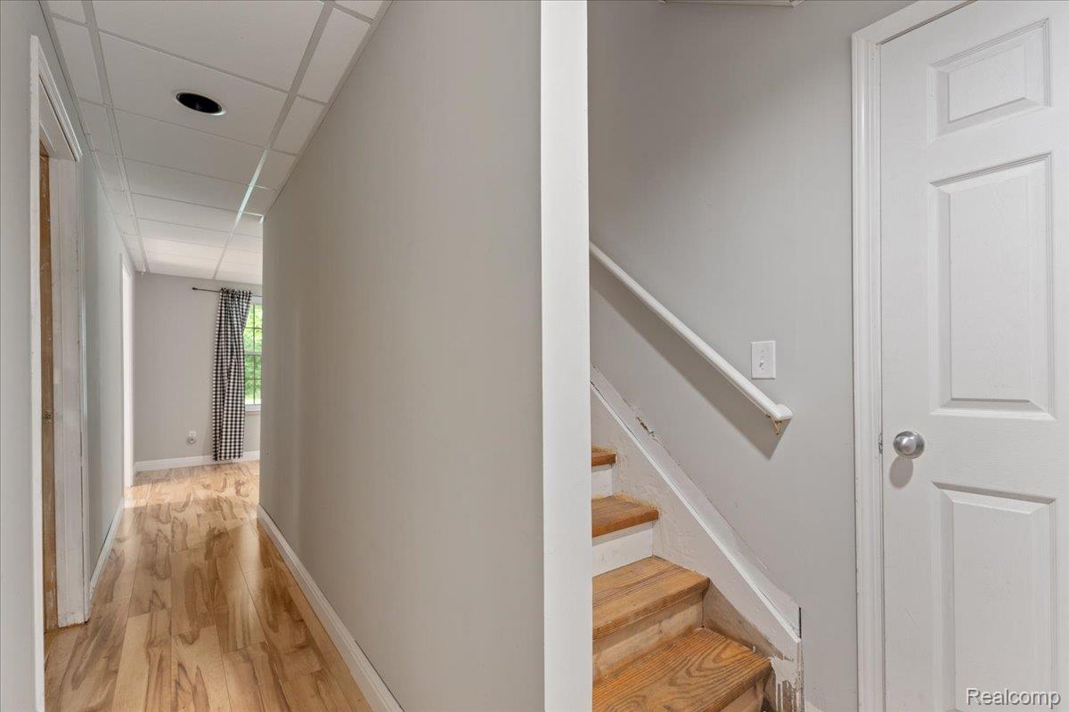 Waterford Charter Township, Michigan 48329, United States, 5 Bedrooms Bedrooms, ,4 BathroomsBathrooms,Residential,Active,154872