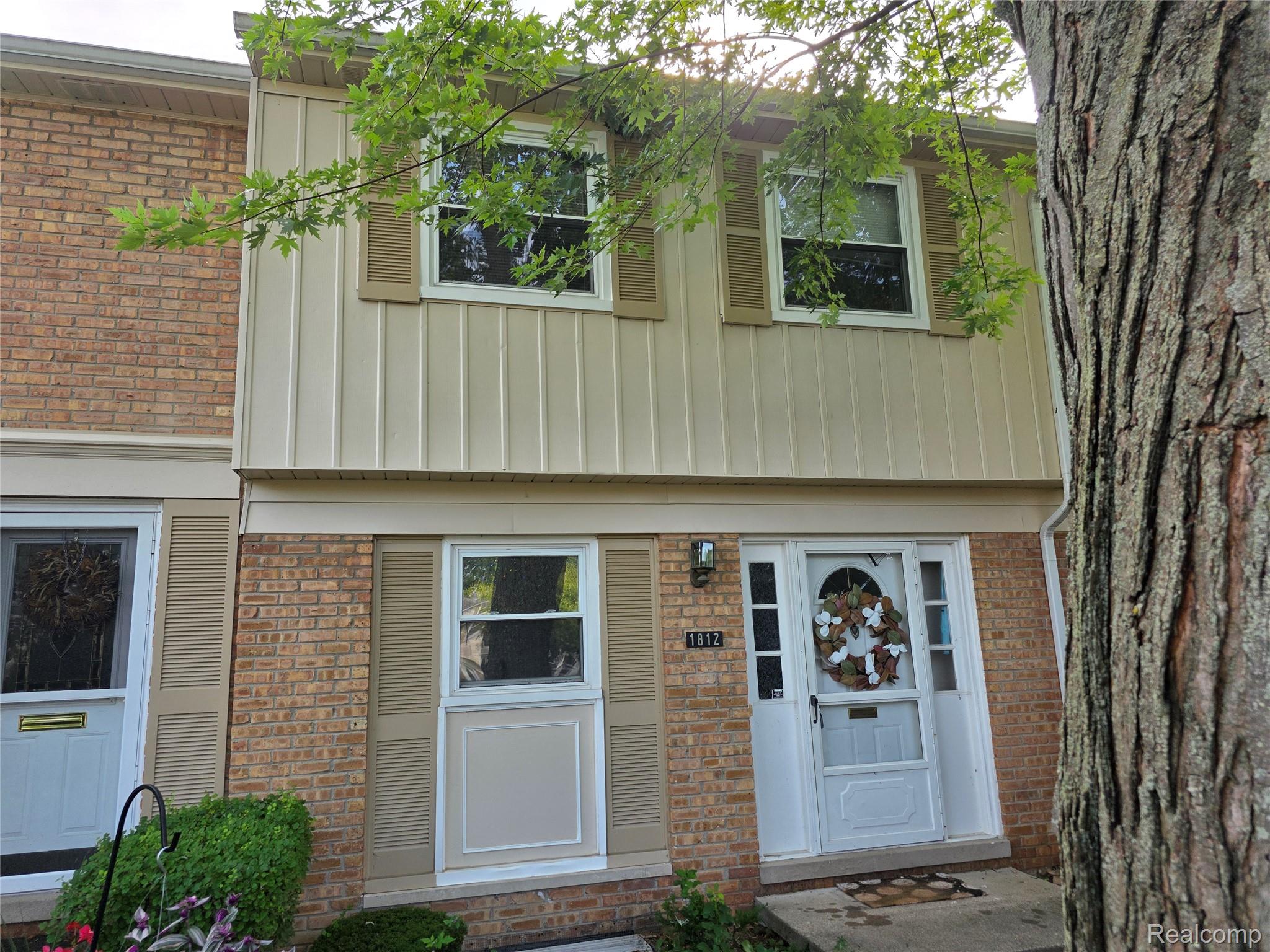 1812 Brentwood Drive Suite 100