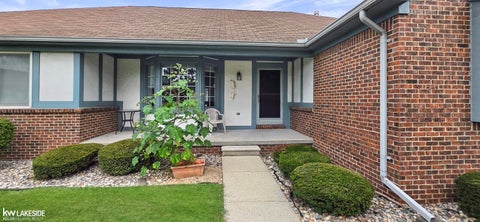 Photo of 45431 Nottingham Drive, Macomb Township, MI 48044 (MLS # 58050220355)