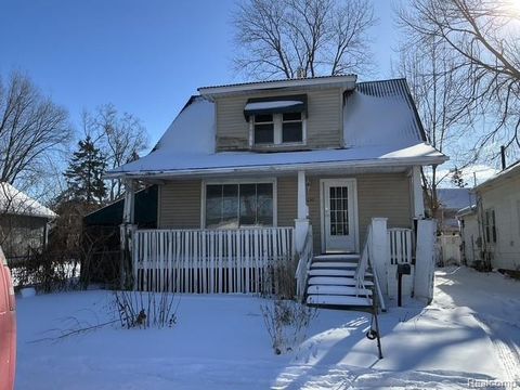 1130 E Breckenridge Street Ferndale City MI 48220