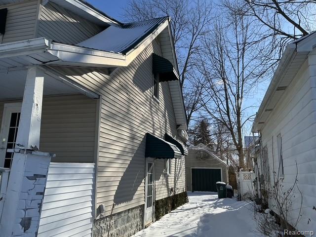 1130 E Breckenridge Street