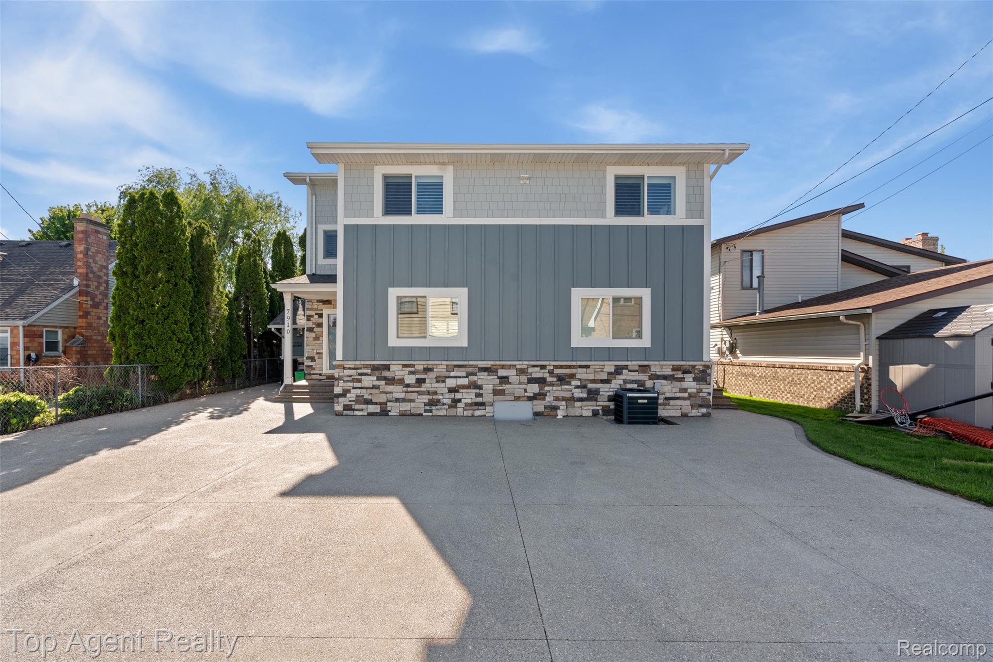 7910 ANCHOR BAY Drive