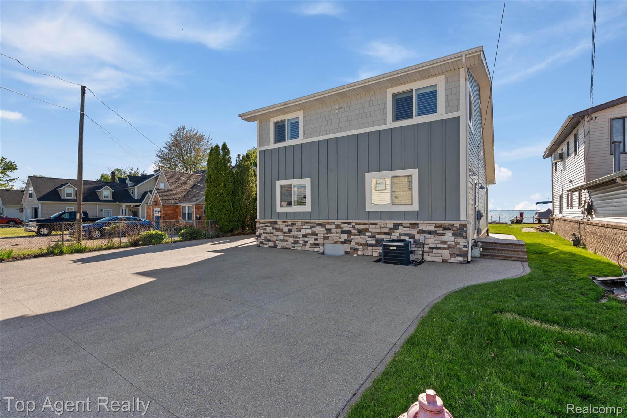 7910 ANCHOR BAY Drive