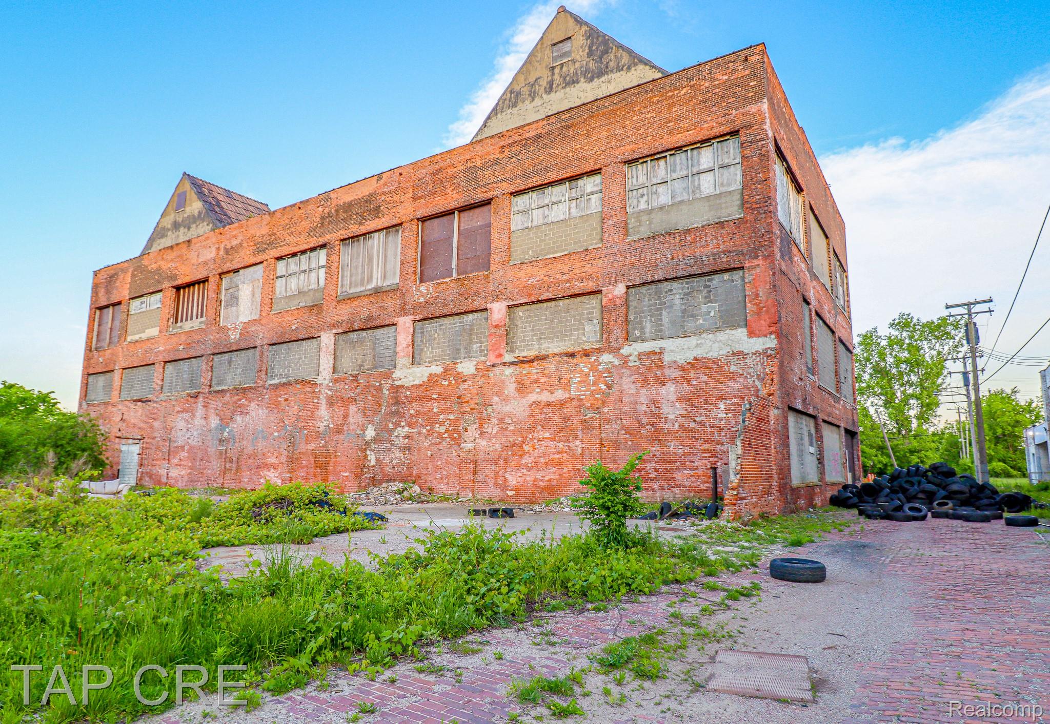 4423 Humboldt Street