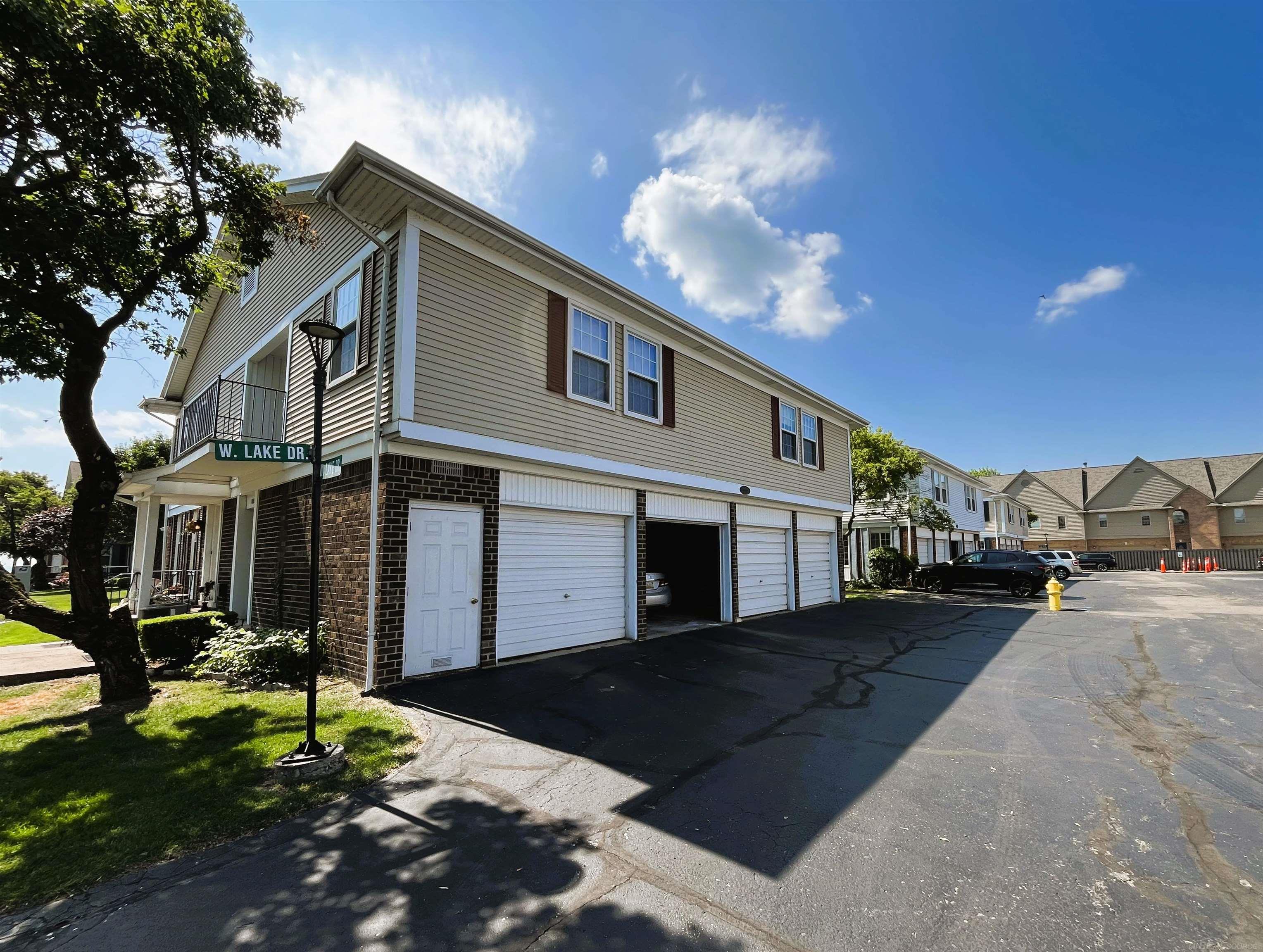 26014 N Lake Drive