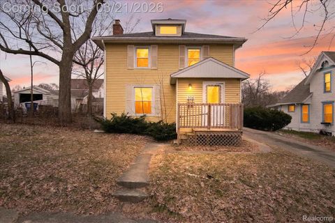 206 N Grinnell Street Jackson City MI 49202